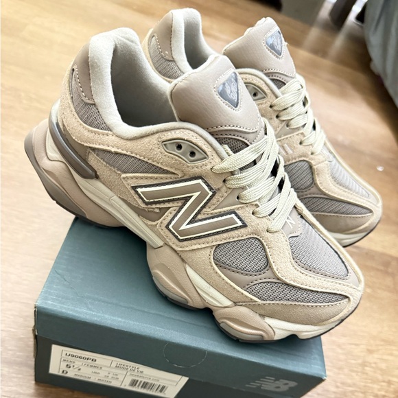 New Balance Shoes - New Balance 9060 Running Shoes Sneakers Womens Size (7.5) - Mens (5.5)